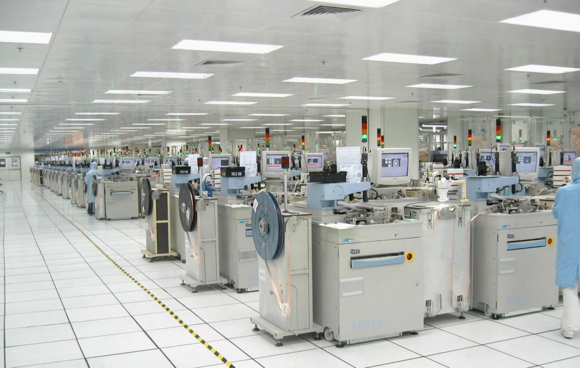 Newgear Stirnrad-Kegelradgetriebe PVFN f&uuml;r Nema 17