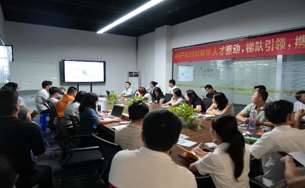 Verbesserung des Kundenwissens | Produktschulungen im Bereich Elektrotechnik unter der Leitung von iHF-Produktmanagern und -Ingenieuren