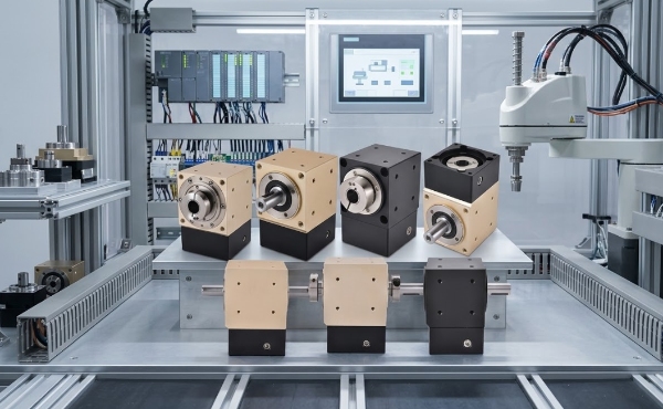 Technische Effizienz mit industriellen Winkelgetrieben