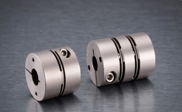 Wie Motorwellenkupplungen aus Edelstahl die Genauigkeit industrieller Getriebe verbessern